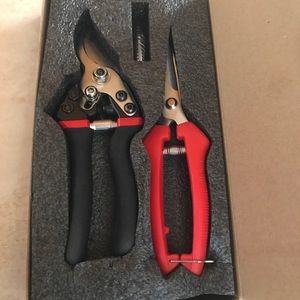 Pruner For All Kind Of Gardening